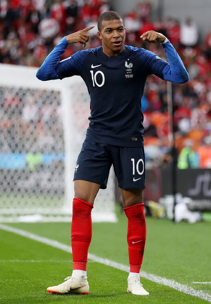 米体：弗拉霍维奇将在伦敦接受手术，目标是明年三月复出（米体：弗拉霍维奇赴伦敦手术，力争明年3月回归）