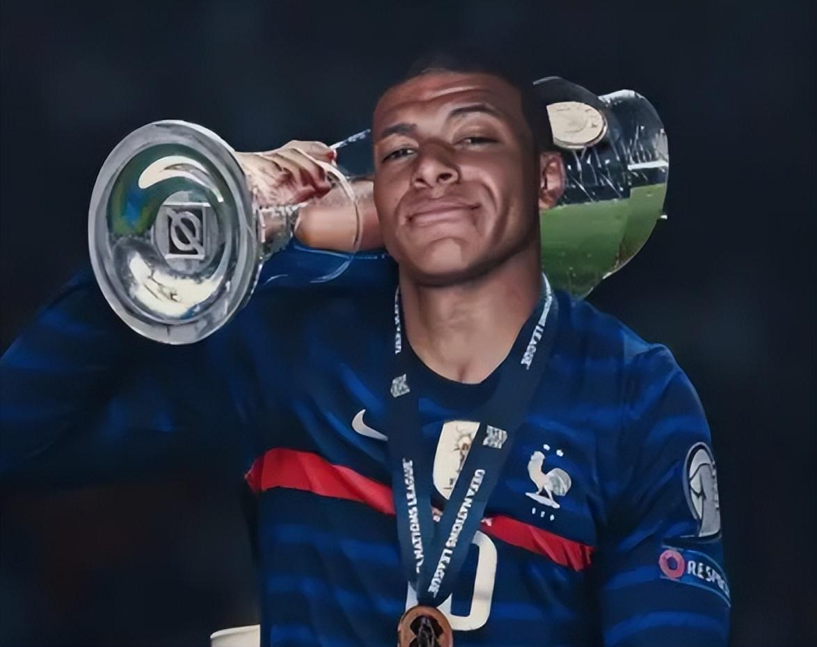 北青：马宁等3名中国裁判执法阿拉伯杯，是世界杯前重要考评（北青：马宁领衔三位中国裁判执法阿拉伯杯，系世界杯前关键考核）