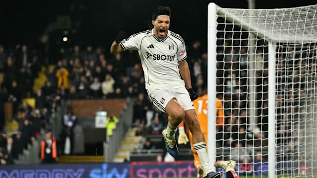 记者：与安哥拉一役，梅西、劳塔罗与阿尔马达或将搭档锋线（记者：对阵安哥拉，梅西、劳塔罗、阿尔马达或组成锋线三叉戟）