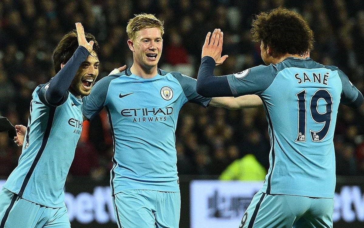 巴黎vs弗拉门戈点球大战：萨福诺夫4度扑点，两队合计仅射进3球（巴黎与弗拉门戈点球大战：萨福诺夫四次扑出点球，双方总计仅入3球）