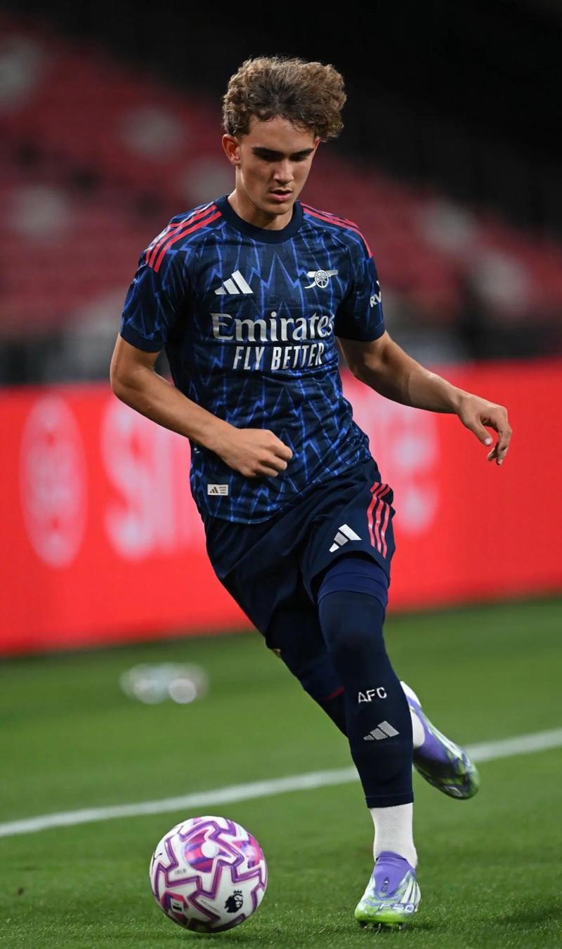 皇马连平三场遭遇信任危机！哈维·阿隆索祭出最强阵容战毕巴（皇马三连平陷入信任危机，哈维·阿隆索排出最强首发对阵毕尔巴鄂）