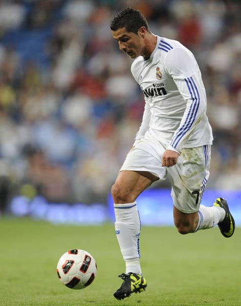 蒙托利沃：我不认为米兰能争冠，他们会和尤文、罗马争第四（蒙托利沃：米兰无缘争冠，将与尤文、罗马竞争第四名）