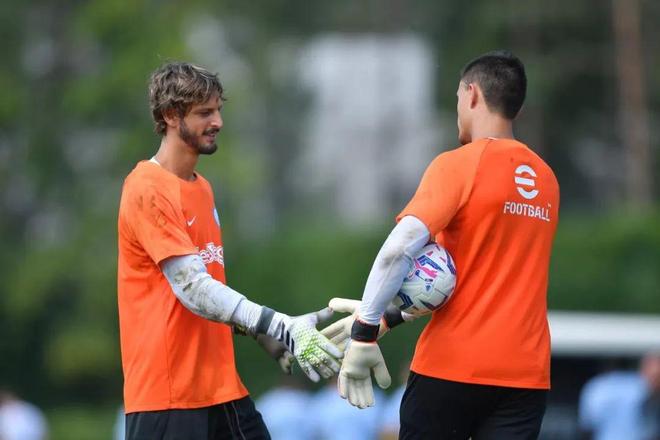 斯帕莱蒂：戴维和奥蓬达需要一些混蛋劲儿，他们必须保持自信（斯帕莱蒂：戴维与奥蓬达需增添狠劲，并保持自信）