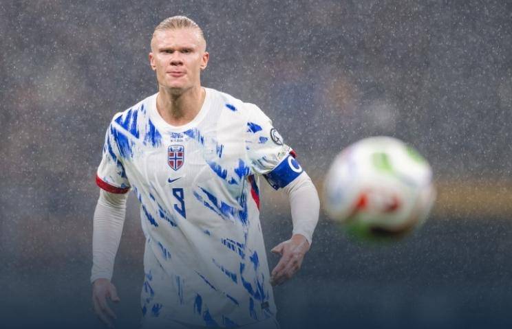 马卡：皇马和卡斯蒂亚进行了对抗赛，门迪被安排在中后卫位置（马卡：皇马与卡斯蒂亚队内热身赛，门迪出任中卫）