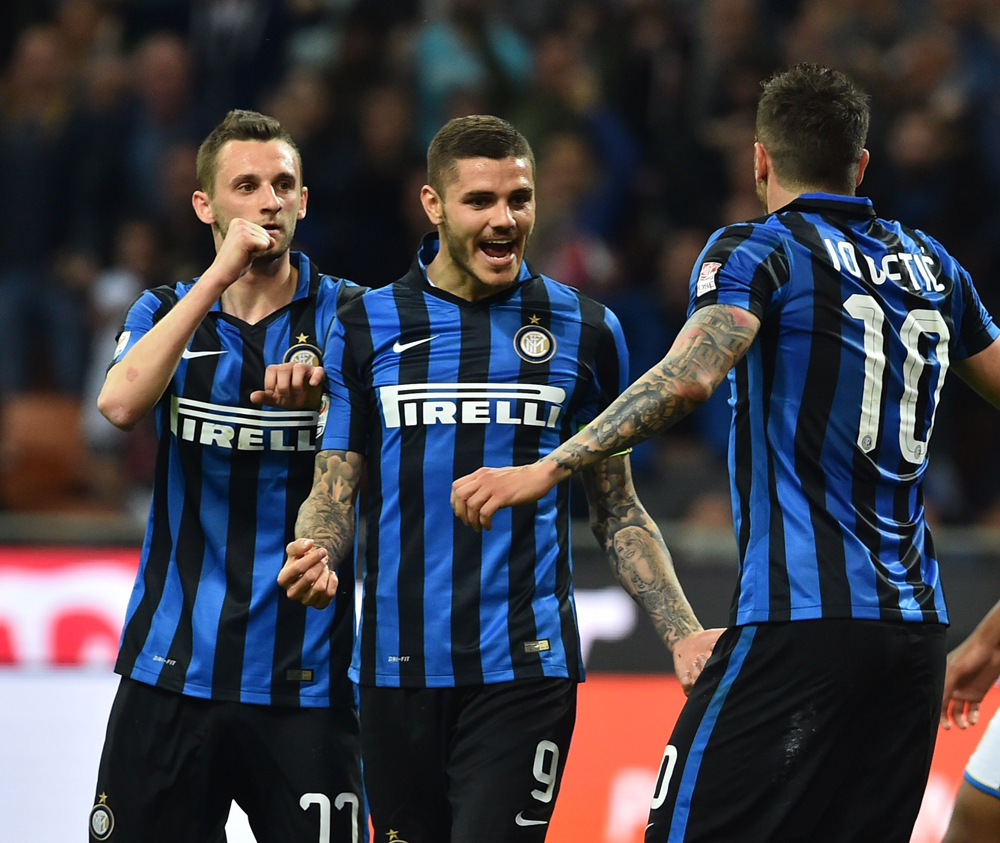 全场集锦：2026男排欧冠 正赛小组赛E组 意大利奇维塔诺瓦3-0法国蒙彼利埃（2026男排欧冠E组小组赛集锦：意大利奇维塔诺瓦3比0完胜法国蒙彼利埃）